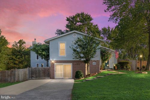 4104 Hamlin Ave, CHANTILLY, VA, 20151-3419 | Card Image