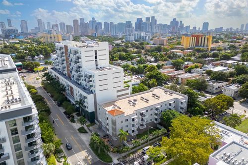 apt-101-1060 Nw 7th St, Miami, FL, 33136-3761 | Card Image