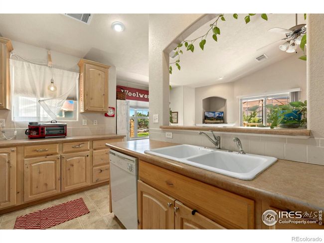 UNIT-811 - 5775 29 Th St, Condo with 2 bedrooms, 1 bathrooms and 1 parking in Greeley CO | Image 4