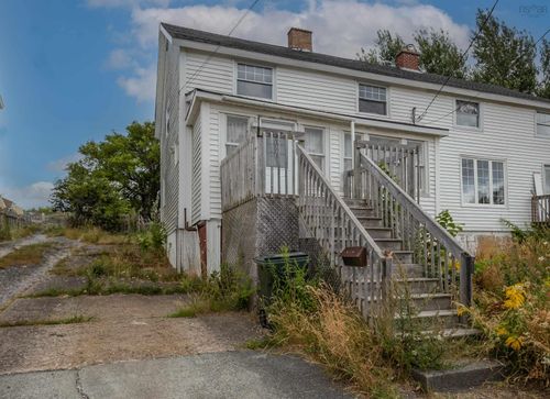 46 Richmond St, Sydney, NS, B1P2T9 | Card Image