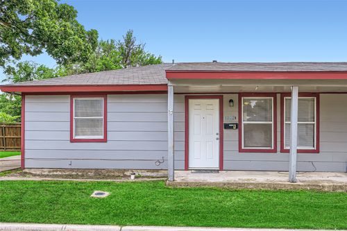 a-and-b-1102 Jefferson St, Mckinney, TX, 75069-6445 | Card Image