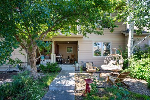 1460 Juniper St, Bozeman, MT, 59715-3274 | Card Image