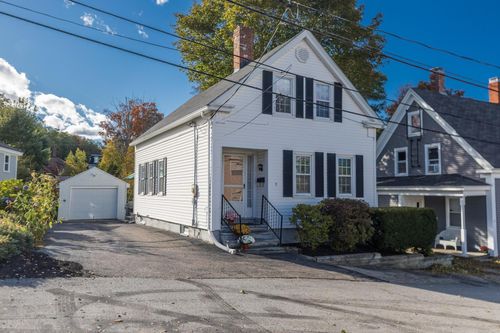9 Academy St, Dover, NH, 03820-3708 | Card Image