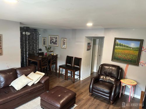 4a-289 Main St, Spotswood, NJ, 08884-2318 | Card Image