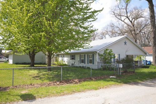 7765 N Tecumseh Rd, Walkerton, IN, 46574-7102 | Card Image