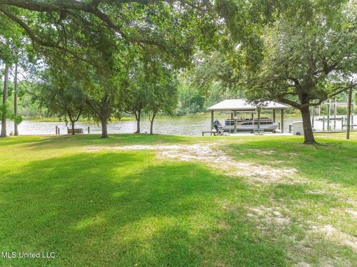 131 Fairway Dr, Pass Christian, MS, 39571 | Card Image