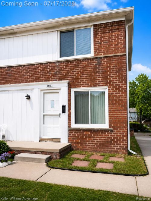 24434 W Chicago, Redford, MI, 48239-1678 | Card Image
