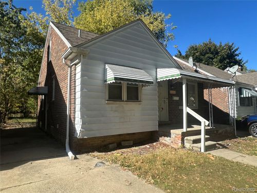 7777 Auburn St, Detroit, MI, 48228-3266 | Card Image