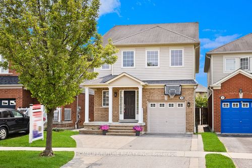 39 Harkness Dr, Whitby, ON, L1R0C6 | Card Image