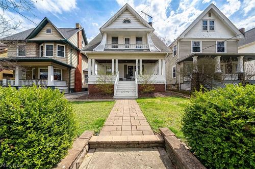 1305 W 114th St, Cleveland, OH, 44102-1307 | Card Image