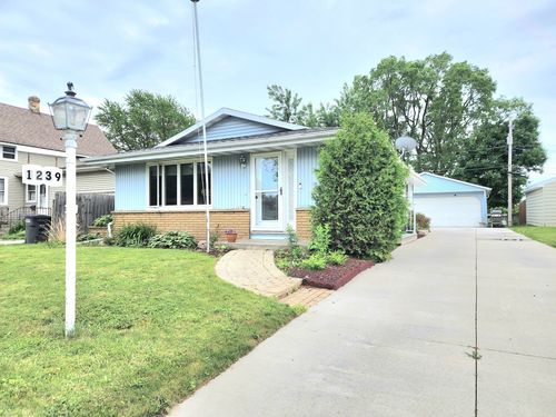 1239 Columbus Ave, Sheboygan, WI, 53083-4046 | Card Image