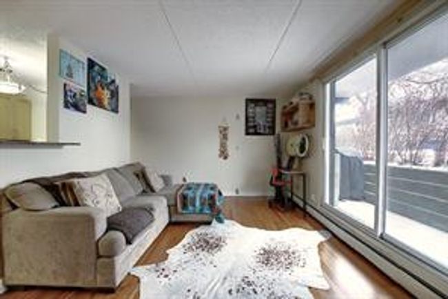 105 - 315 9a St Nw, Condo with 2 bedrooms, 1 bathrooms and 1 parking in Calgary AB | Image 12