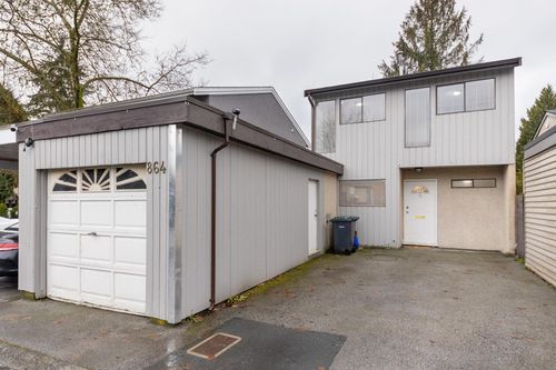 864 Pinebrook Pl, Coquitlam, BC, V3C4B9 | Card Image