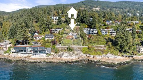 3721 Sunset Lane, West Vancouver, BC, V7V0A9 | Card Image