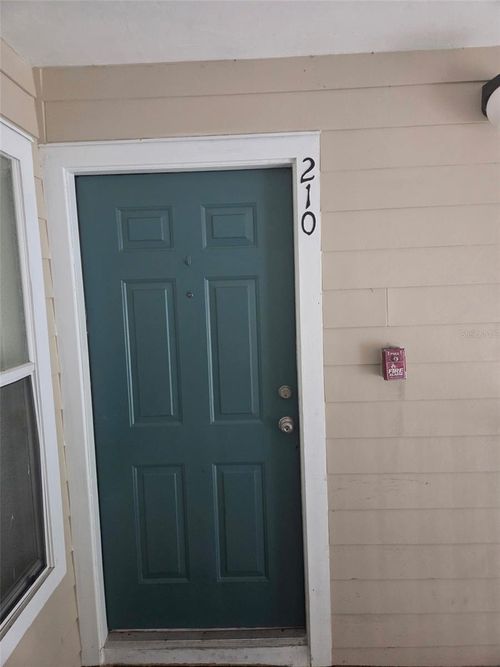 apt-210-3800 Sw 20th Ave, GAINESVILLE, FL, 32607-4392 | Card Image