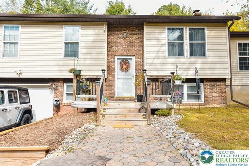311 Switzgabel Dr, Brodheadsville, PA, 18322-7124 | Card Image