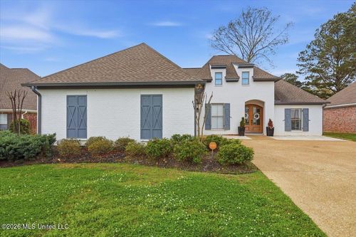 108 Vineyard Blvd, Brandon, MS, 39047-7126 | Card Image