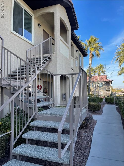 201-3395 Cactus Shadow St, Las Vegas, NV, 89129-8606 | Card Image