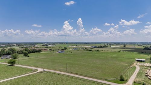 000 E 435th Rd, Bolivar, MO, 65613 | Card Image