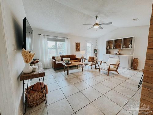 8625 El Paseo St, Navarre, FL, 32566-2105 | Card Image