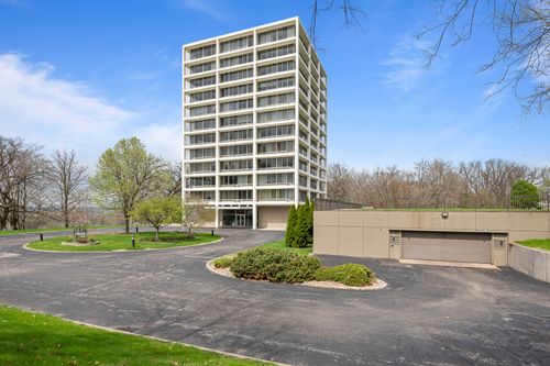 4d-1337 21st Ave, Rock Island, IL, 61201-4411 | Card Image