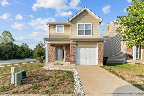 201 Cimarron Ridge Xing, Wentzville, MO, 63385-5041 | Card Image