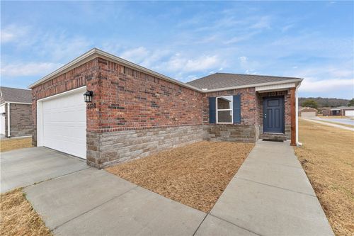 5528 Steamboat Avenue, Springdale, AR, 72764 | Card Image