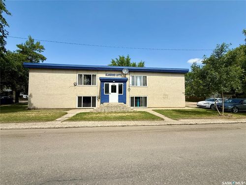 1502 105th St, North Battleford, SK, S9A1T6 | Card Image