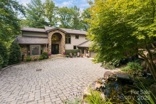 342 E Sondley Dr, Asheville, NC, 28805-1151 | Card Image