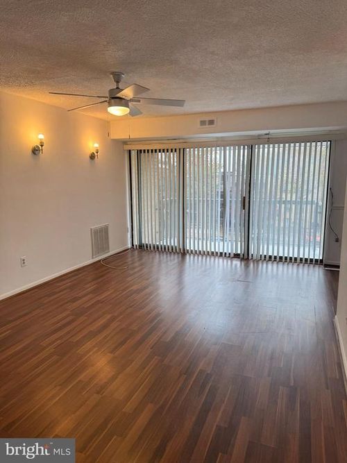 7a-7597 Gales Ct, MANASSAS, VA, 20109-7539 | Card Image