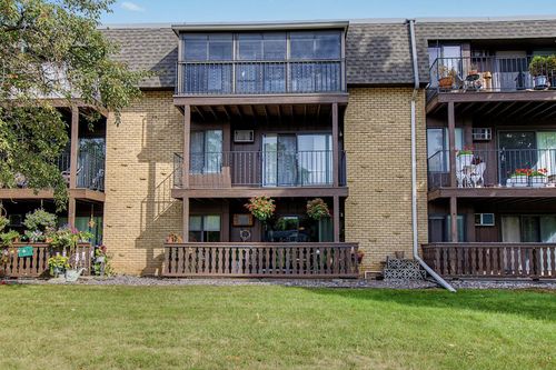 407-3421 Kent St, Shoreview, MN, 55126-4030 | Card Image