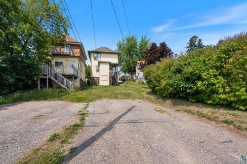 1010 E 9th St, Duluth, MN, 55805 | Card Image