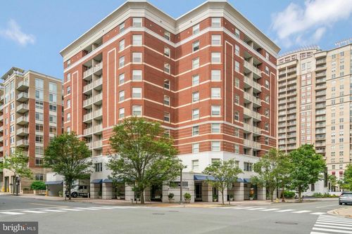 apt-824-880 N Pollard St, ARLINGTON, VA, 22203-1749 | Card Image