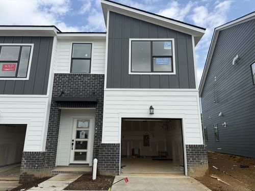 921 Tellico St, Gallatin, TN, 37066-6286 | Card Image