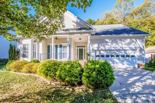 7157 Sedgebrook Dr W, Stanley, NC, 28164-6822 | Card Image