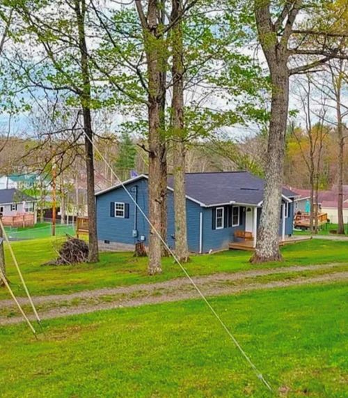 227 Briarwood Dr, Shady Spring, WV, 25918-8437 | Card Image