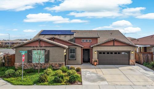 745 Jasmine St, Dixon, CA, 95620-3896 | Card Image