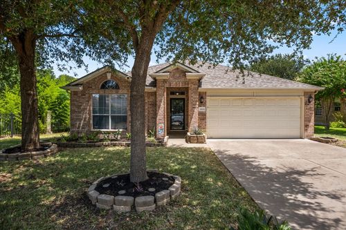 2808 Barefoot Ln, Round Rock, TX, 78665-7899 | Card Image