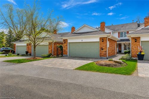 3-700 Glasgow Street, Kitchener, ON, N2M2N8 | Card Image