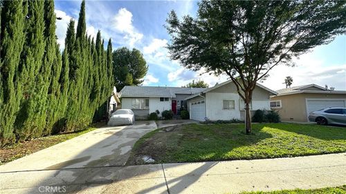 19144 Schoenborn St, Northridge, CA, 91324-4246 | Card Image