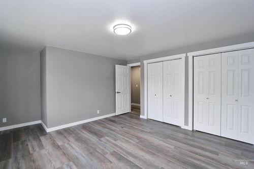 1417 E Carter Ln, Boise, ID, 83706-5390 | Card Image