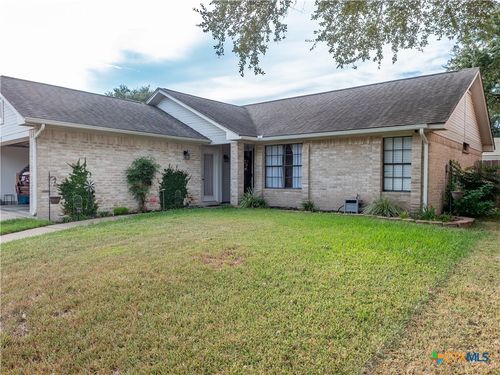 422 Kingwood Dr, Victoria, TX, 77901-2568 | Card Image