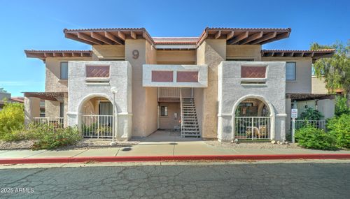 2032-5757 W Eugie Ave, Glendale, AZ, 85304-1242 | Card Image