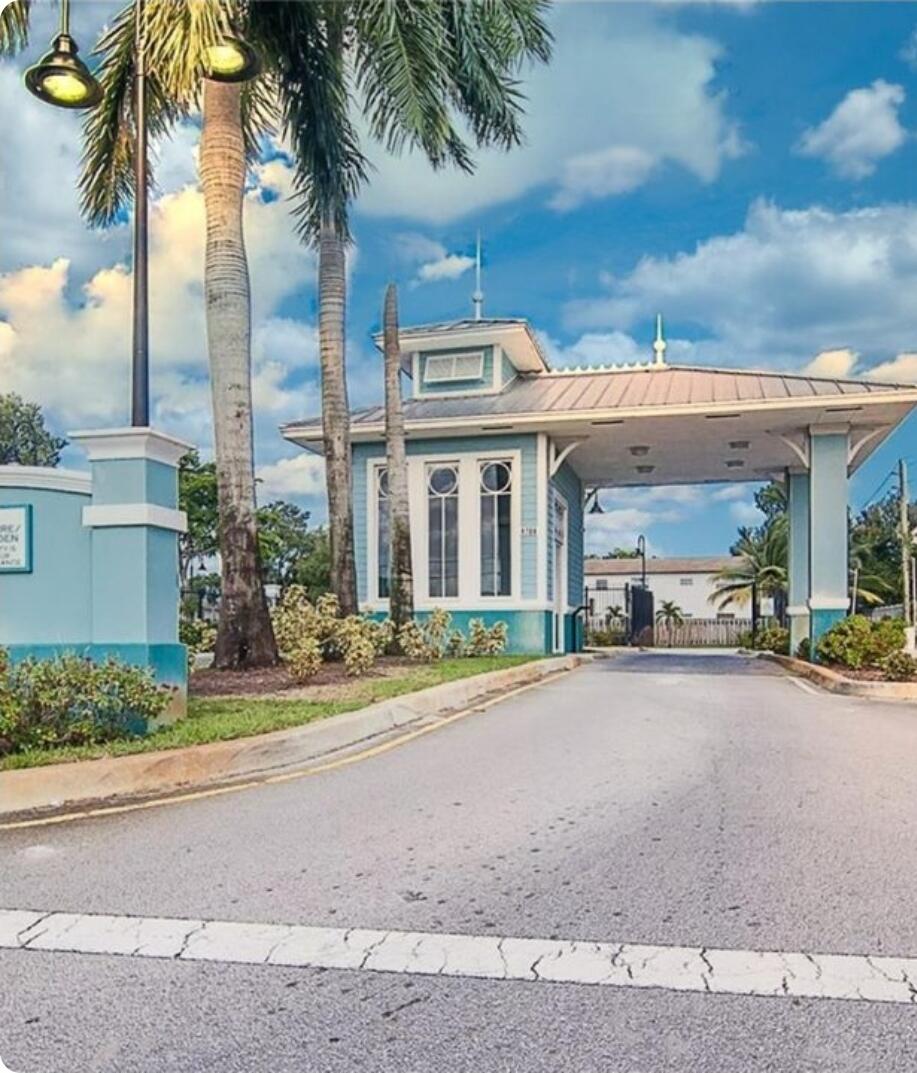Residential in Lauderhill