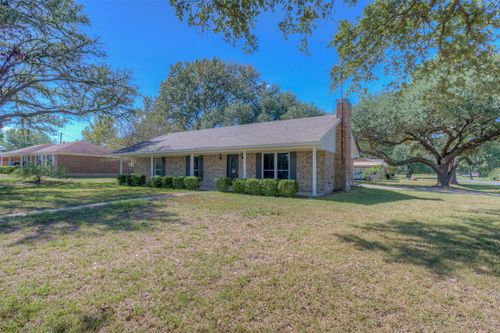 10405 Mcelroy Dr, Keithville, LA, 71047-8910 | Card Image