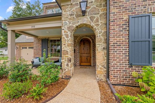 185 Mills St, Collierville, TN, 38017-3016 | Card Image