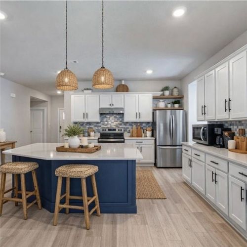 800 Buffalo Ave, Gentry, AR, 72734-7057 | Card Image