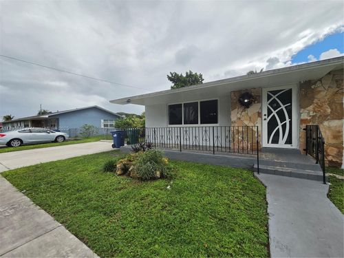 799-799 Nw 107th St, Miami, FL, 33168-2123 | Card Image