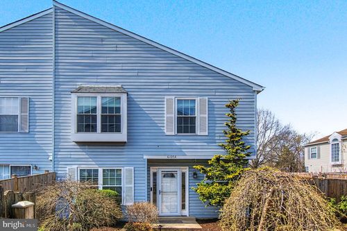 6105 Hoskins Hollow Cir, CENTREVILLE, VA, 20121 | Card Image