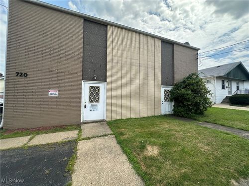 720 E Glenwood Ave, Akron, OH, 44310-3400 | Card Image